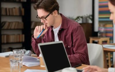 Futurs diplômés en BTS CG : Guide des licences et poursuites d’études